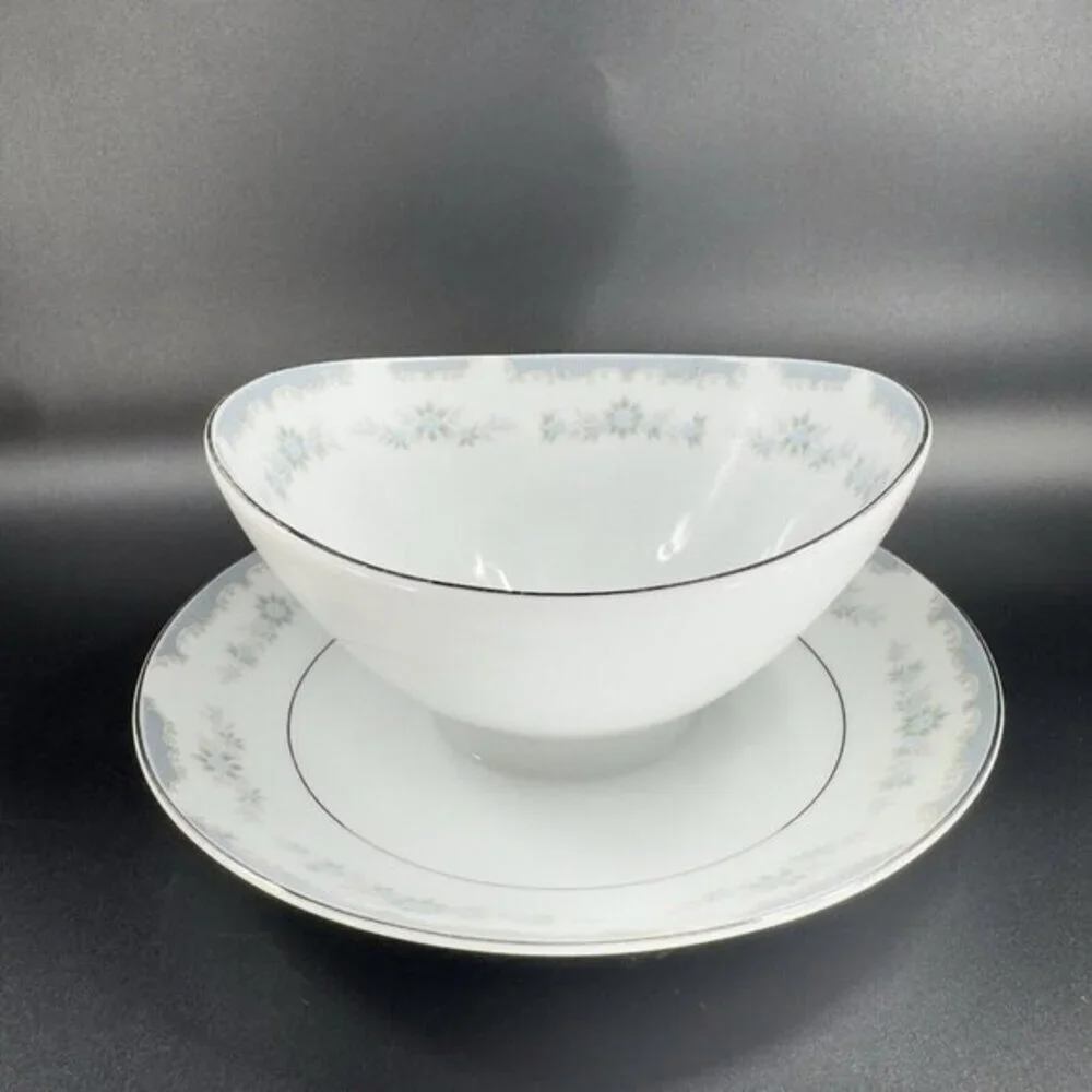 Vintage Narumi Gravy Boat W Attached Underplate Japan‎ China Blue Flowers VTG